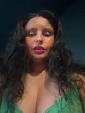 Angelaarayexx online show from December 16, 2025, 12:31 pm