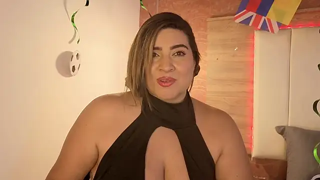 Snapshot of AgnesIvanova chatting on June 25, 2026, 6:35 pm AgnesIvanova online show from June 25, 2026, 6:35 pm