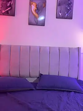 Samara Hadi  online show from March 22, 2026, 8:54 pm