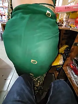 Snapshot of indianhotwife639 chatting on November 26, 2025, 5:18 am indianhotwife639 online show from November 26, 2025, 5:18 am