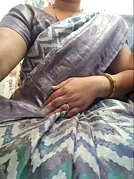 indianhotwife639 online show from April 24, 2026, 5:09 am
