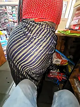 Snapshot of indianhotwife639 chatting on December 4, 2025, 4:55 am indianhotwife639 online show from December 4, 2025, 4:55 am