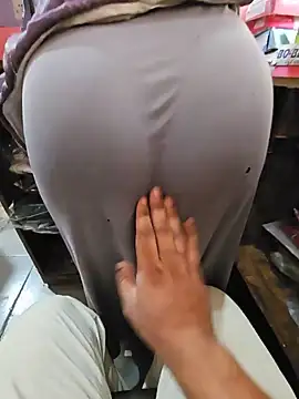 indianhotwife639 online show from June 14, 2026, 5:41 am