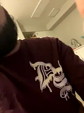 Bbrn69official online show from December 5, 2025, 2:43 am