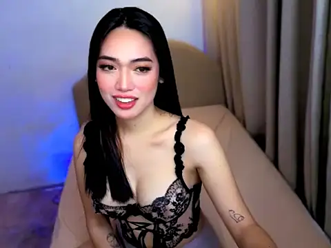 Madmoisellex online show from April 24, 2026, 6:21 pm