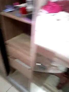 vivizinha27 online show from April 9, 2026, 6:36 pm