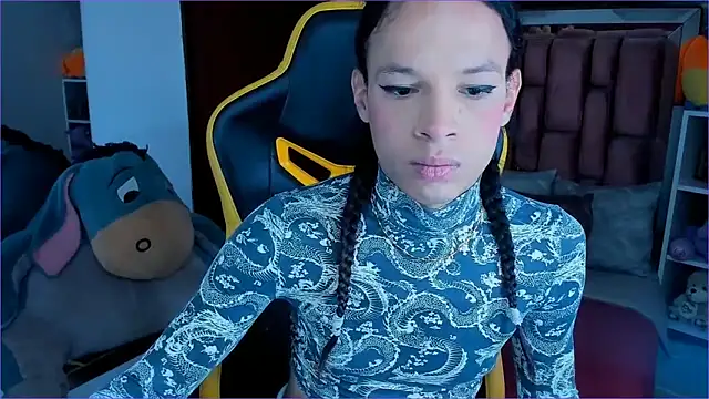 sara slut21 online show from November 20, 2025, 5:02 pm