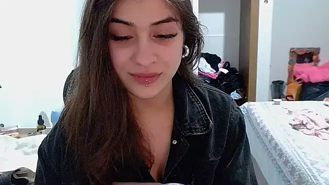 Becca B online show from October 12, 2025, 2:35 am