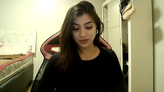 Becca B online show from October 24, 2025, 2:21 am