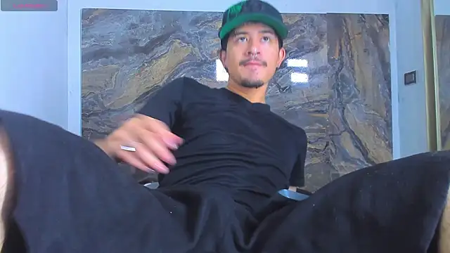 Snapshot of DimitriDeluxe chatting on November 22, 2025, 12:37 pm DimitriDeluxe online show from November 22, 2025, 12:37 pm