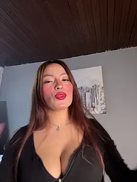 Adarha Ramirez online show from March 6, 2026, 1:44 am