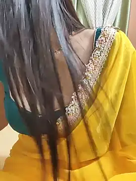 Snapshot of Shalu_G chatting on July 14, 2026, 10:27 pm Shalu G online show from July 14, 2026, 10:27 pm