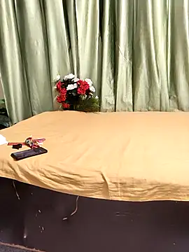 Shalu G online show from May 1, 2026, 2:44 pm