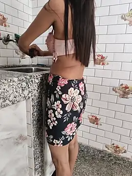 Snapshot of Shalu_G chatting on June 21, 2026, 4:51 am Shalu G online show from June 21, 2026, 4:51 am