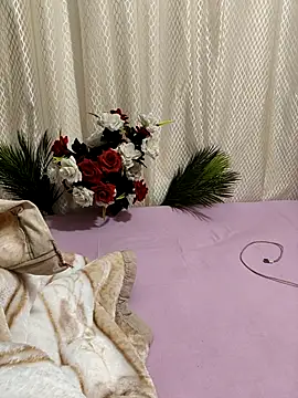 Shalu G online show from November 13, 2025, 1:31 am