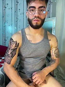 Snapshot of King_Draven3 chatting on December 14, 2025, 12:33 pm King Draven3 online show from December 14, 2025, 12:33 pm