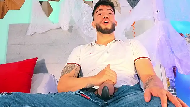 Snapshot of King_Draven3 chatting on November 2, 2025, 4:45 pm King Draven3 online show from November 2, 2025, 4:45 pm