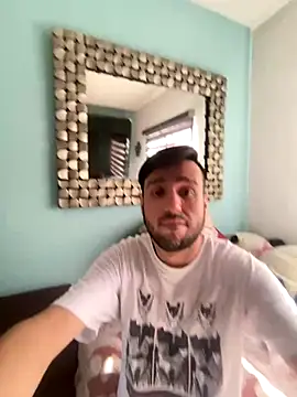 Alexitho25 online show from December 14, 2025, 8:14 pm