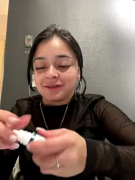 Snapshot of Emily_Rivers_ chatting on October 24, 2025, 1:10 pm Emily Rivers online show from October 24, 2025, 1:10 pm