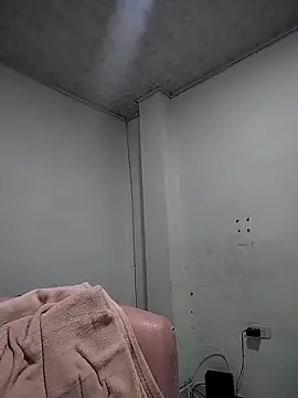 Snapshot of dayana2021 chatting on November 9, 2025, 10:03 pm dayana2021 online show from November 9, 2025, 10:03 pm