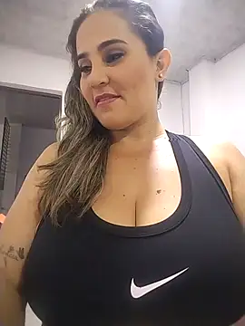 Snapshot of dayana2021 chatting on December 1, 2025, 9:15 pm dayana2021 online show from December 1, 2025, 9:15 pm