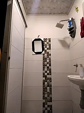 Snapshot of dayana2021 chatting on November 10, 2025, 10:09 am dayana2021 online show from November 10, 2025, 10:09 am