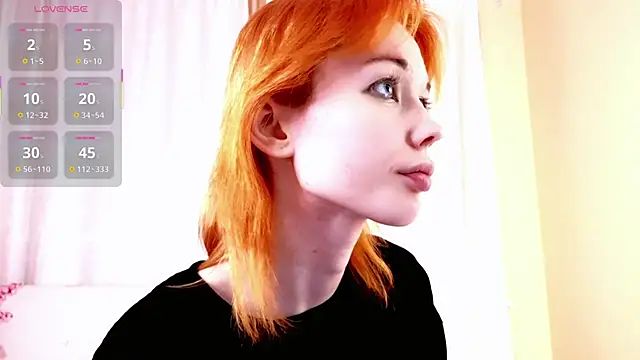 Snapshot of Kiara_Dream chatting on April 24, 2026, 8:44 pm Kiara Dream online show from April 24, 2026, 8:44 pm