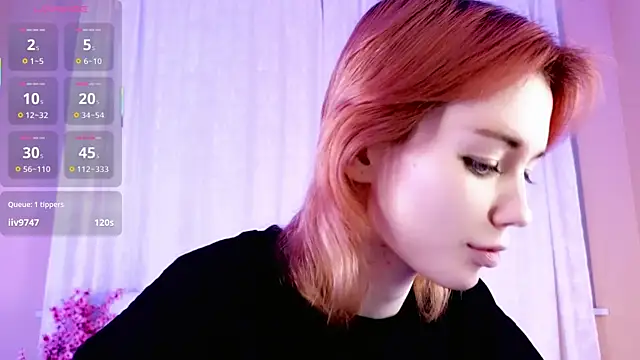 Snapshot of Kiara_Dream chatting on April 7, 2026, 8:10 pm Kiara Dream online show from April 7, 2026, 8:10 pm