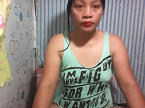 Snapshot of HottyElle chatting on May 18, 2026, 2:55 am HottyElle online show from May 18, 2026, 2:55 am