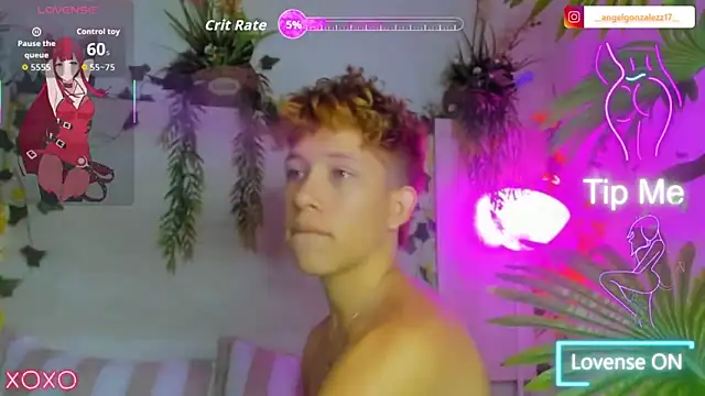 Angel superhuge online show from November 6, 2025, 8:13 pm