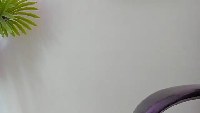 Angel superhuge online show from November 4, 2025, 8:01 pm