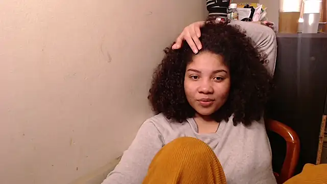 madelene online show from October 23, 2025, 3:05 am