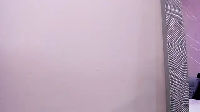 Snapshot of emma__rose1 chatting on October 15, 2025, 2:32 am emma rose1 online show from October 15, 2025, 2:32 am