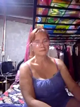 Snapshot of SexyHottMom chatting on February 15, 2026, 1:50 am SexyHottMom online show from February 15, 2026, 1:50 am