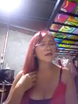 Snapshot of SexyHottMom chatting on March 6, 2026, 2:45 pm SexyHottMom online show from March 6, 2026, 2:45 pm