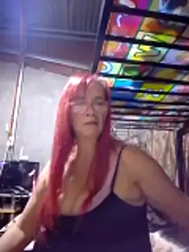 Snapshot of SexyHottMom chatting on February 28, 2026, 1:22 pm SexyHottMom online show from February 28, 2026, 1:22 pm