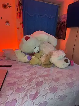 Snapshot of MiaRousexxx_ chatting on October 18, 2025, 4:03 am MiaRousexxx online show from October 18, 2025, 4:03 am