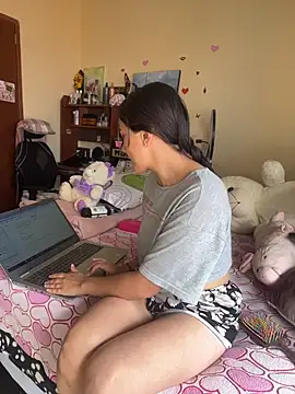 Snapshot of MiaRousexxx_ chatting on November 20, 2025, 4:18 pm MiaRousexxx online show from November 20, 2025, 4:18 pm