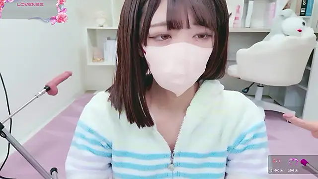 Snapshot of Reina_Fcup chatting on February 22, 2026, 3:09 am Reina Fcup online show from February 22, 2026, 3:09 am