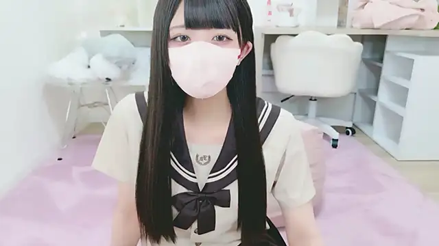 Snapshot of Reina_Fcup chatting on October 10, 2025, 11:55 am Reina Fcup online show from October 10, 2025, 11:55 am