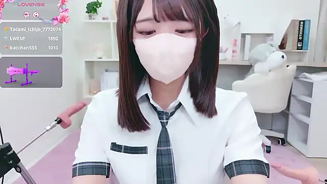 Snapshot of Reina_Fcup chatting on February 16, 2026, 1:21 pm Reina Fcup online show from February 16, 2026, 1:21 pm