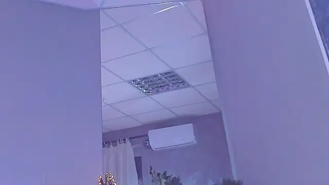 Snapshot of NikkiBustt chatting on February 16, 2026, 6:50 pm NikkiBustt online show from February 16, 2026, 6:50 pm