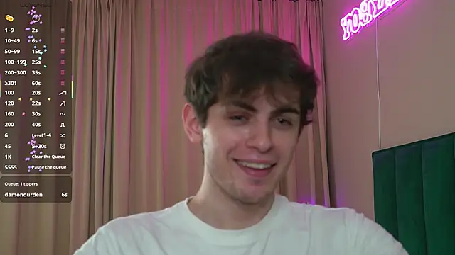 Snapshot of fordenisk chatting on October 31, 2025, 2:24 pm fordenisk online show from October 31, 2025, 2:24 pm