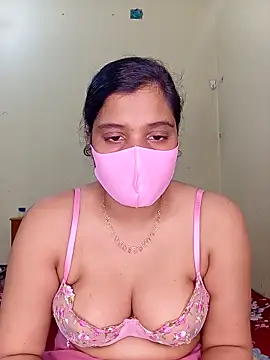 Rose-luckey online show from January 14, 2026, 6:00 pm