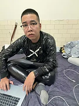 gary0213 online show from June 25, 2026, 7:46 am