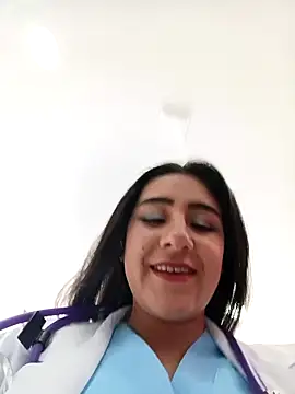 Snapshot of CAROLINE__07 chatting on May 12, 2026, 3:07 pm CAROLINE 07 online show from May 12, 2026, 3:07 pm