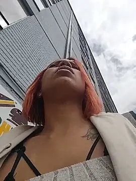 Zoe73  online show from February 17, 2026, 3:42 pm