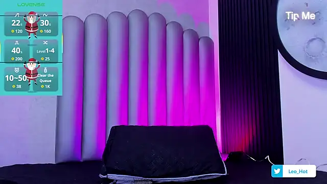 Snapshot of _Leohot_ chatting on December 2, 2025, 3:41 am Leohot online show from December 2, 2025, 3:41 am