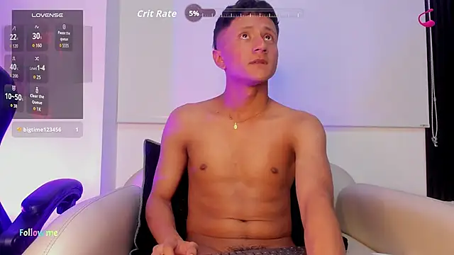 Snapshot of _Leohot_ chatting on October 28, 2025, 3:33 pm Leohot online show from October 28, 2025, 3:33 pm