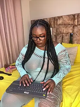 Snapshot of may_storm chatting on July 28, 2026, 3:03 am may storm online show from July 28, 2026, 3:03 am